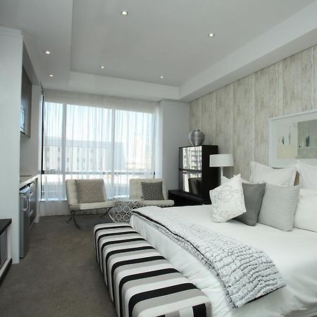 Luxury @ Sandton Skye Johannesburg Eksteriør bilde